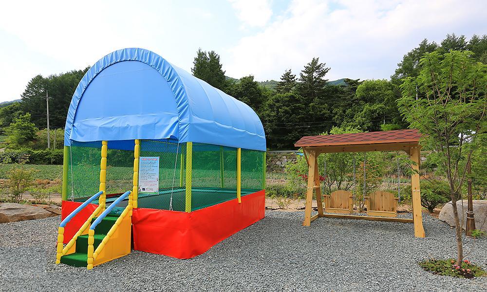 Rainbow Hwangto Pension Pyeongchang Exterior photo