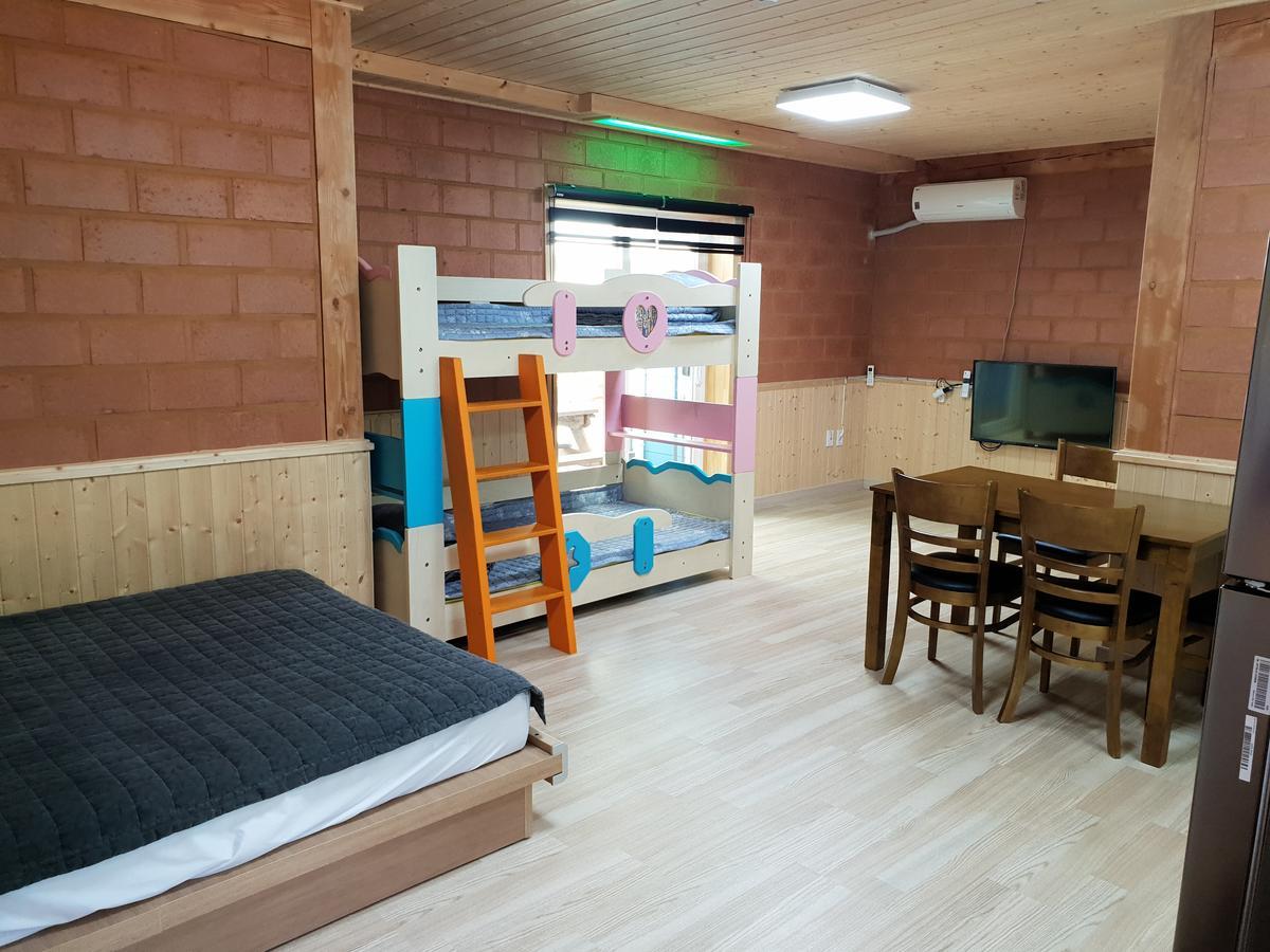 Rainbow Hwangto Pension Pyeongchang Exterior photo
